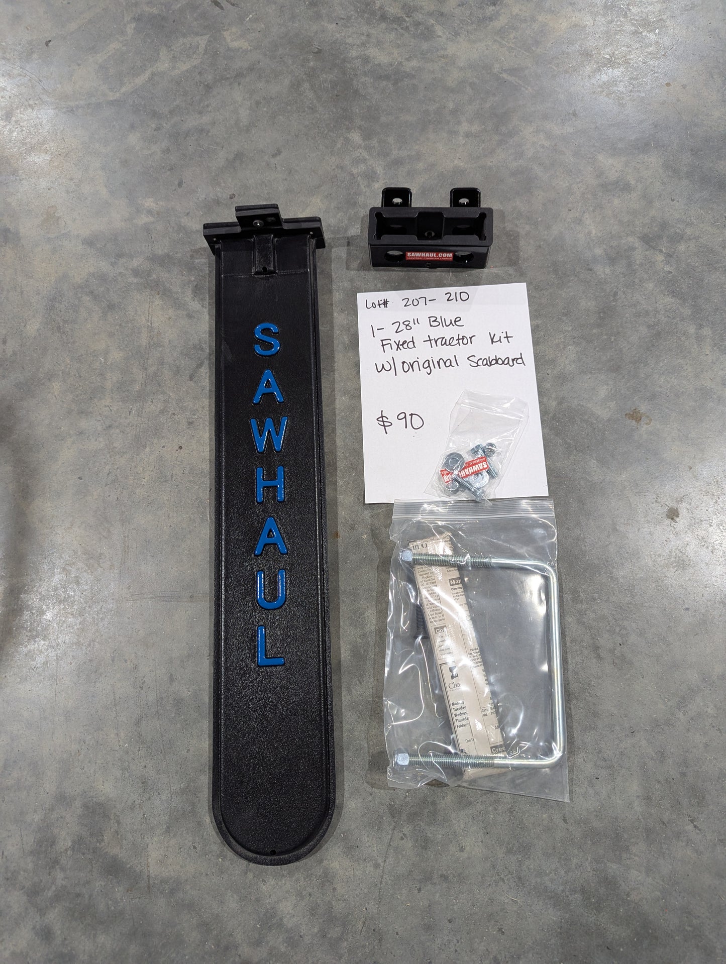 DEAL of the Day!! Lot #207-210 28" Blue Fixed Tractor Kit with original scabbard