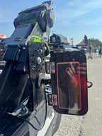 ADJUSTABLE CALLHAUL ON THE SIDE OF A POLARIS MOUNT