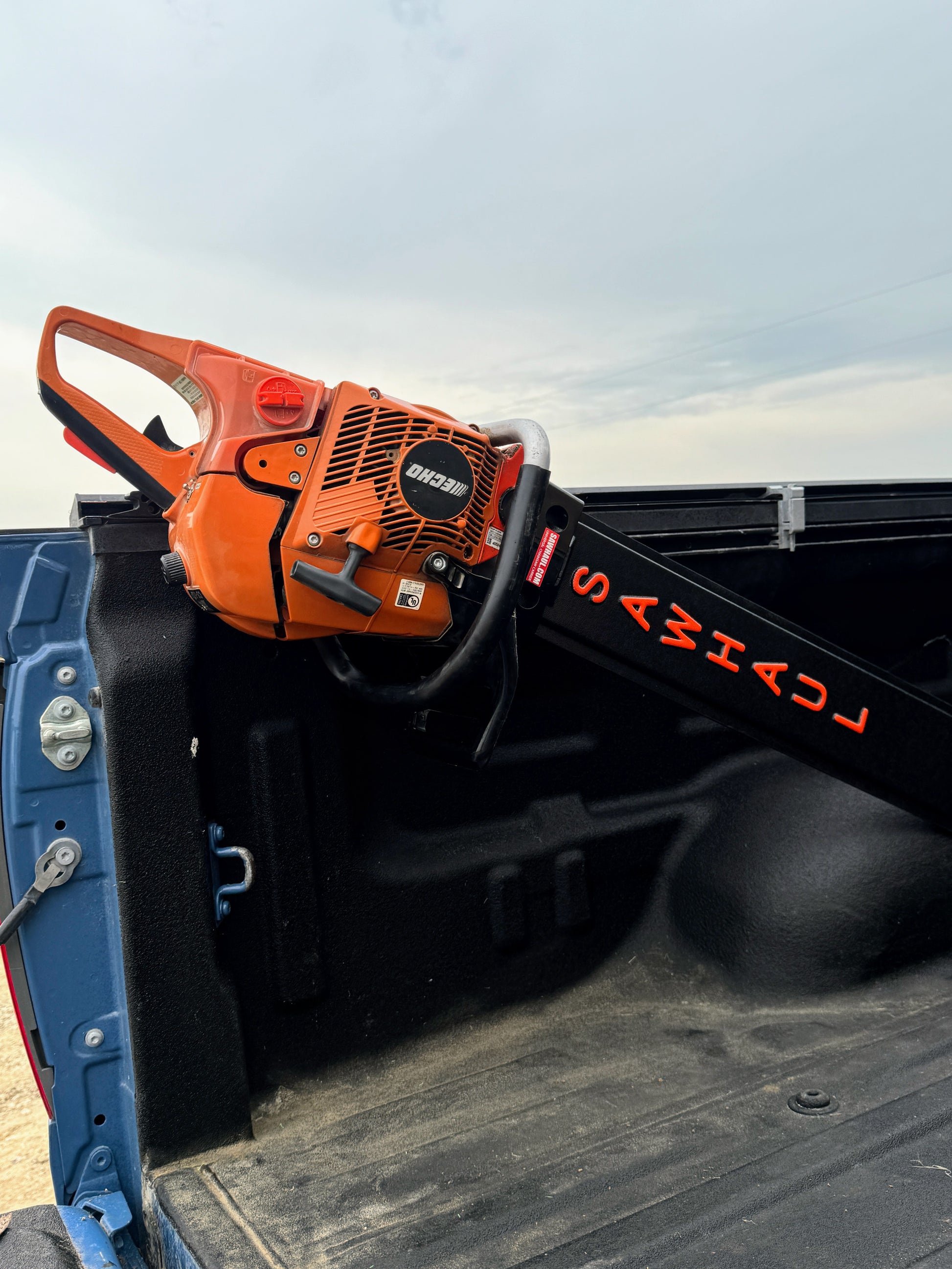 SawHaul Snap-Lok Rotating Mount for Toyota Truck Bedrails in Orange
