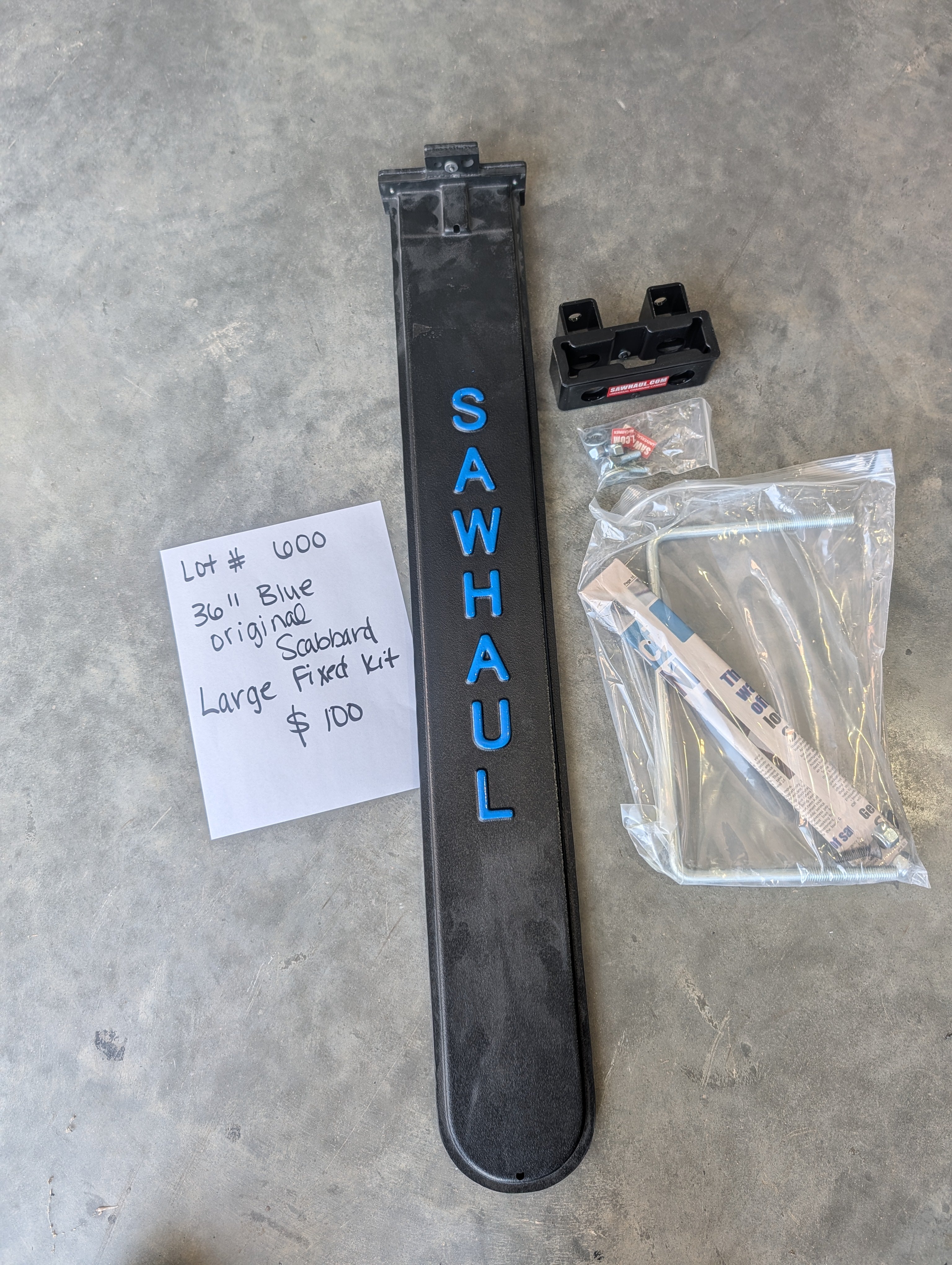 Closeout Lot #600 36" Blue Original Scabbard Large Fixed Kit